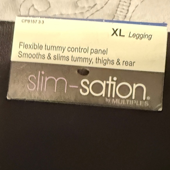 Women's Black Leggings - Picture 5 of 6